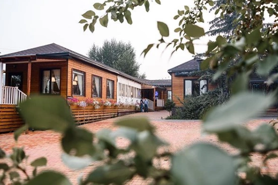 В ресторане в тот день была всего одна компания отдыхающих | Источник: park_grill / Instagram.com