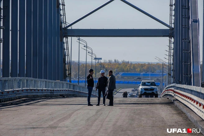 Обсуждают детали | Источник: Булат Салихов / UFA1.RU