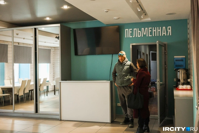В пельменной есть общий зал, а есть закрытая зона для деловых или торжественных мероприятий | Источник: Ксения Филимонова / «ИрСити»