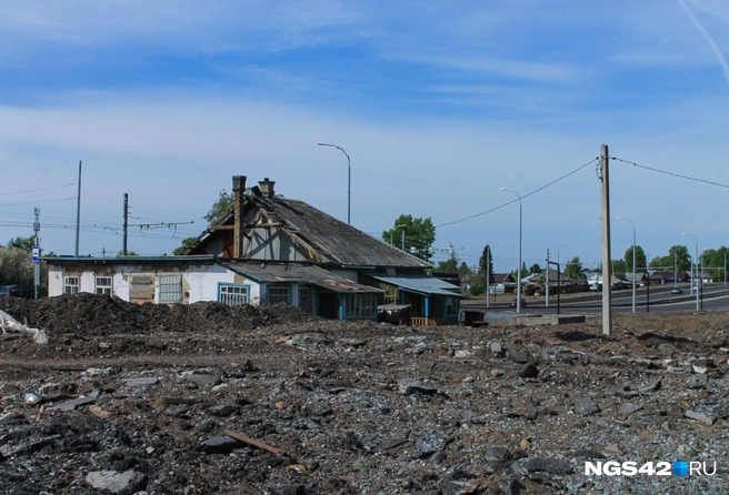 Теперь у горожан вместо огородов — свалка | Источник: Лера Городецкая / NGS42.RU