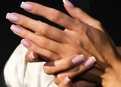 Денежный маникюр на декабрь 2025: как привлечь изобилие в последние недели года