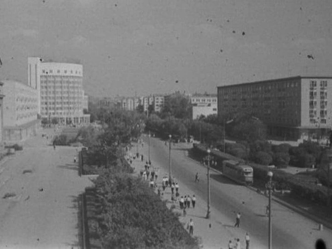 На снимке видно, что город в прошлом, возможно, был более зеленым. | Источник: читатель E1.RU