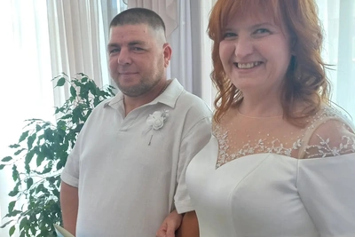 В красивую дату пять пар сыграли свадьбу в Лунинском ЗАГСе