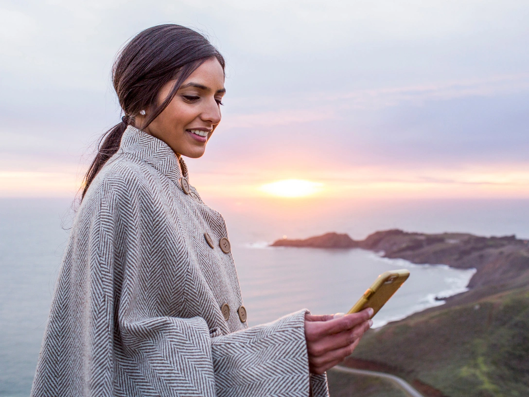 5 литературных пабликов ВКонтакте, которые заставят вас полюбить современную поэзию | marieclaire.ru