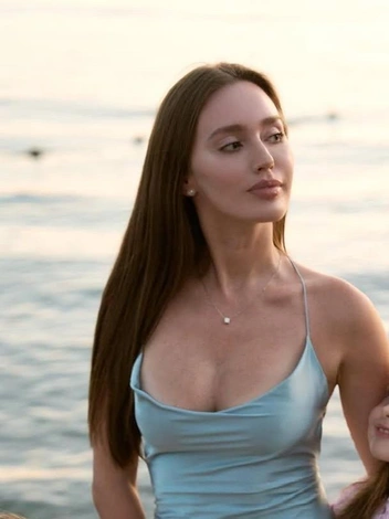 Так выглядела грудь, которую Костенко решила переделать | Источник: kostenko.94 / Instagram (экстремистская организация, деятельность запрещена на территории РФ)