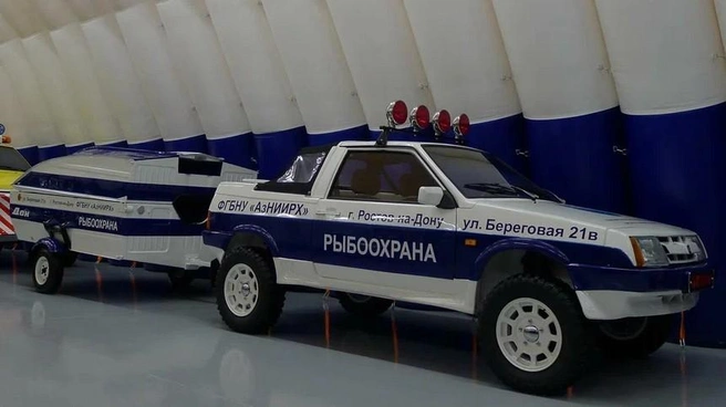 Восстановленная лифтованная «восьмерка» 1991 года с коротким крылом на грязевых шинах (но с моноприводом) продается за ₽3,4&nbsp;млн. Скоро, видимо, столько будут стоить серийные «Весты» | Источник: Сайт автообъявлений Auto.ru
