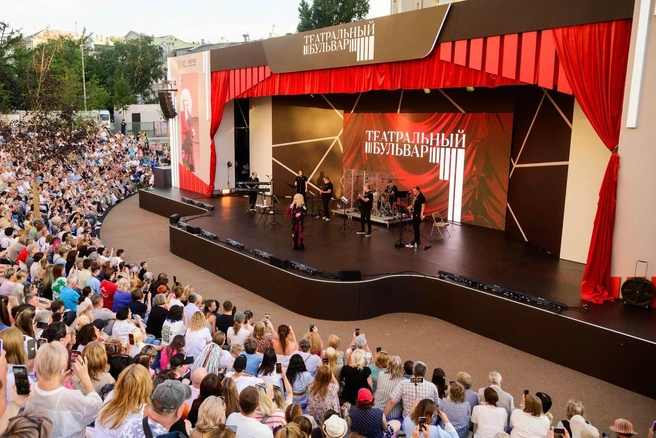 Все спектакли фестиваля будут проходить на улицах города бесплатно | Источник: Пресс-служба Департамента культуры г. Москвы