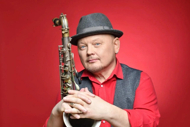 Известный саксофонист Олег Киреев уже выступал в Оренбурге | Источник: olegkireev.ru