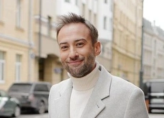Дмитрий Шепелев показал, как Платон мастерски катается на сноуборде