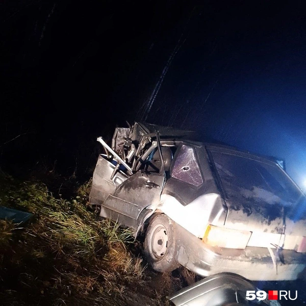 Тот же ВАЗ с другого ракурса | Источник: очевидцы аварии
