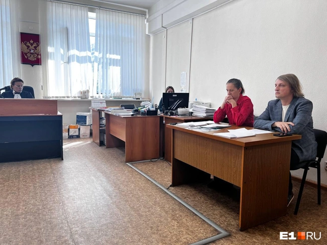 На скамью подсудимых организатор вечеринок попал из-за скандального снимка | Источник: Ксения Мельникова / E1.RU