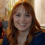 <p>Нилпери Шахинкая</p>