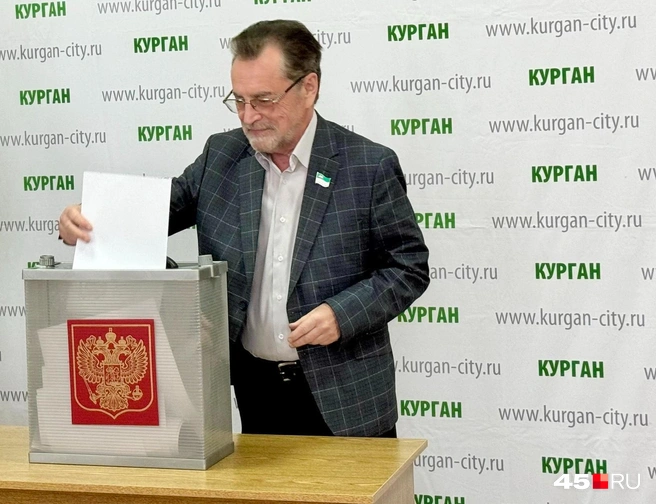 Иван Камшилов поплатился местом в думе за критику, считают горожане  | Источник: Юлия Король 