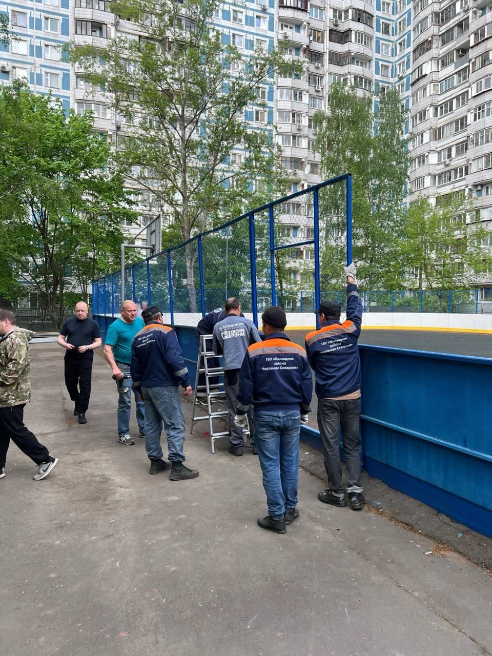 Весной площадку начали демонтировать. Жители вызвали полицию, но это не помогло | Источник: читательница MSK1.RU