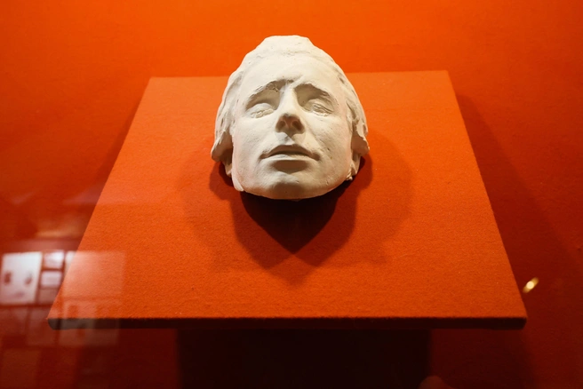 С лица Сергея Есенина была сделана точная посмертная маска | Источник: Артём Устюжанин / MSK1.RU