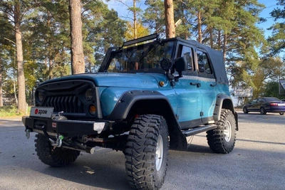 Extreme Off-Road Tuned UAZ Sold for 1.5M Rubles