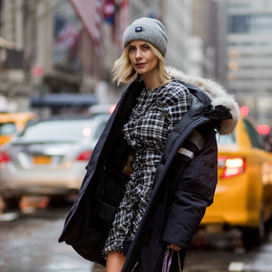 Модная альтернатива: куртки с капюшонами для тех, кто не любит шапки