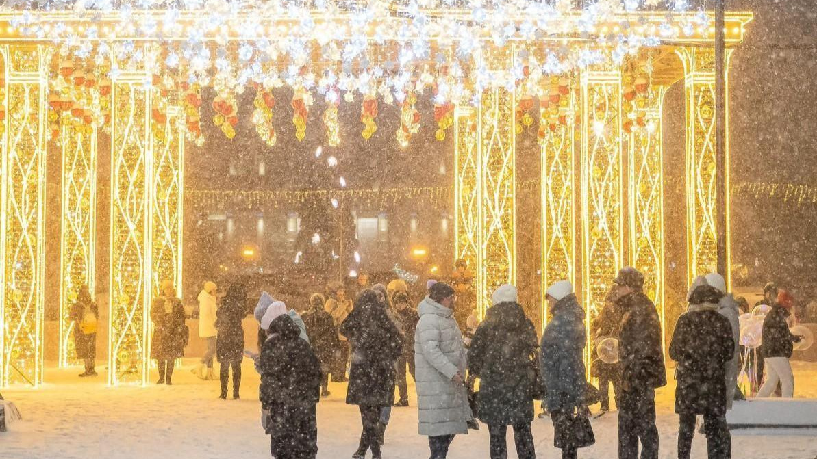 Знакомые всё лица: зачем в Новосибирской области придумали карту жителя и кто на ней зарабатывает