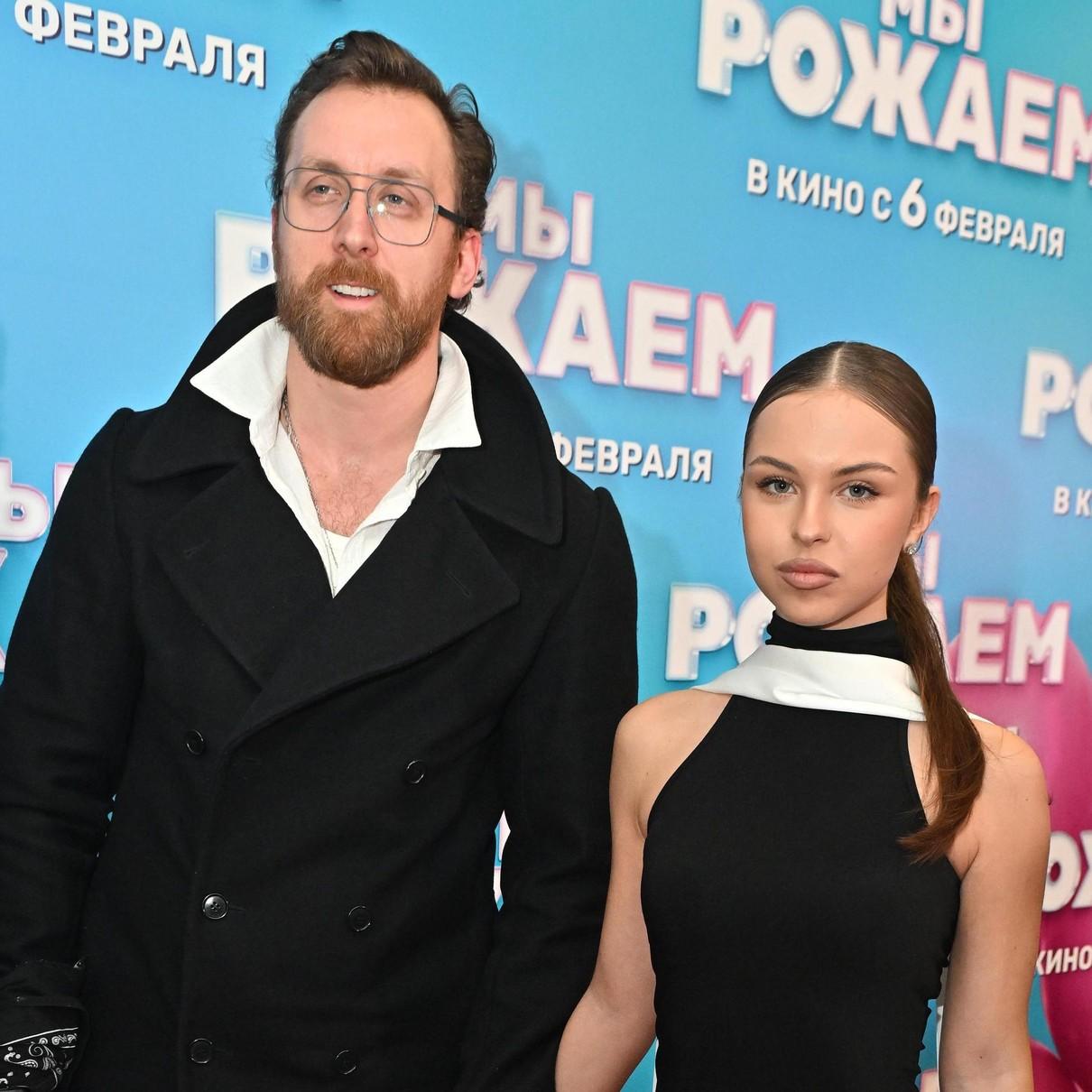 Данила Якушев сделал предложение Кристине, которая моложе его на 20 лет: «Она хочет разводить кур и выращивать помидоры»