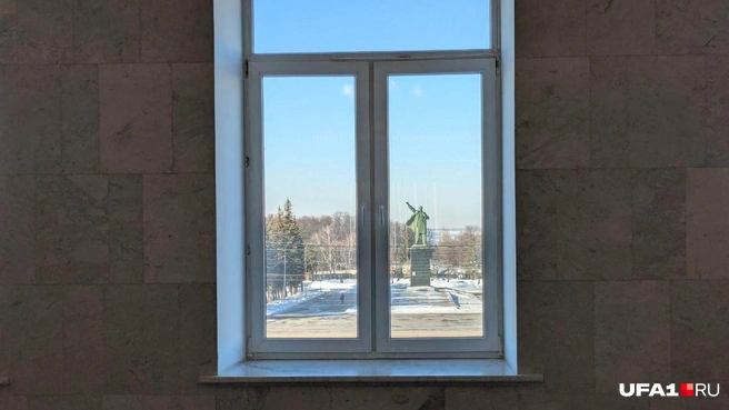 Если сможете верно ответить на все 10 вопросов, то с вами можно поговорить о политике | Источник: Булат Салихов / UFA1.RU