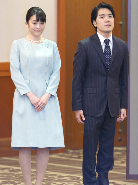 Японская принцесса Мако потеряла свой титул, выйдя замуж за простолюдина
