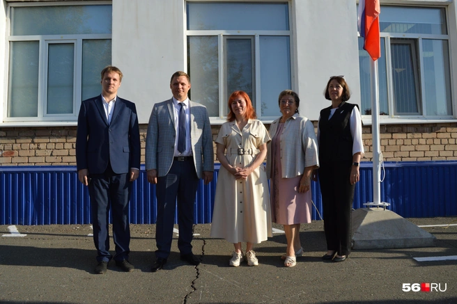 Линейку посетили представители администрации Оренбурга и регионального минздрава | Источник: Анастасия Баринова / 56.RU