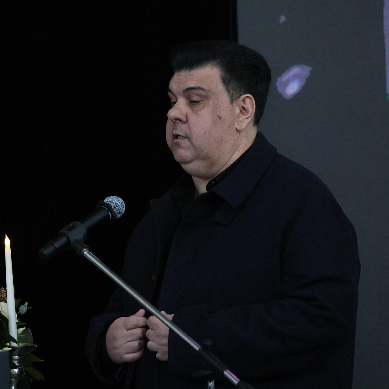 <p>Виктор Беззубов</p>