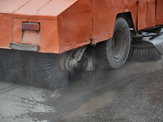 Прокуратура констатирует несоблюдение стандартов при уборке улиц в Новосибирске. | Источник: Изображение: Городская инфраструктура