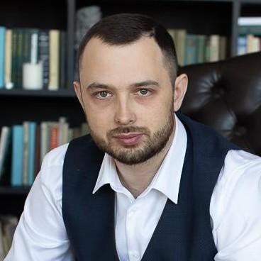<p>Андрей Саунин</p>