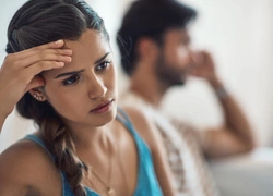 От гостинга до хайпинга: 6 новых жестоких трендов в отношениях