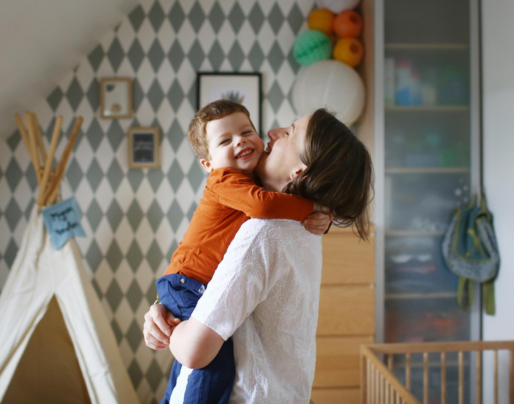 «Просто почаще обнимайте»: 15 цитат Людмилы Петрановской о воспитании детей