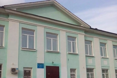 Скандал из-за увольнения директора школы в Среднеуральске