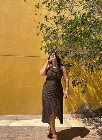 Летние платья для женщин plus-size: 5 фасонов, которые идеально садятся по фигуре | Источник: Социальные сети