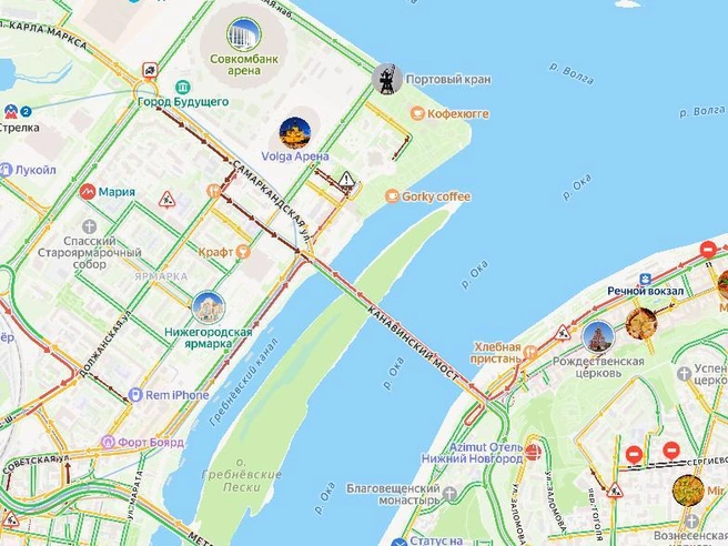 Канавинский мост и соседние улицы стоят в многокилометровых пробках | Источник: «Яндекс Карты»
