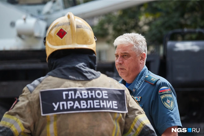 Разбором завалов руководили опытные спасатели, уже работавшие после обрушения жилого дома на Линейной | Источник: Александр Ощепков / NGS.ru