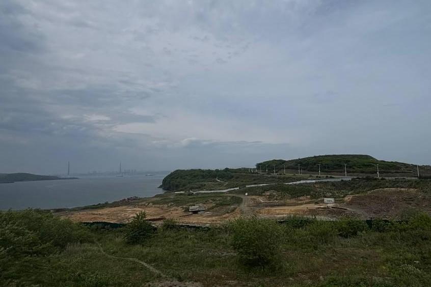 Слева — июнь 2024 года, справа — июнь 2026 года | Источник: Елена Буйвол / VLADIVOSTOK1.RU