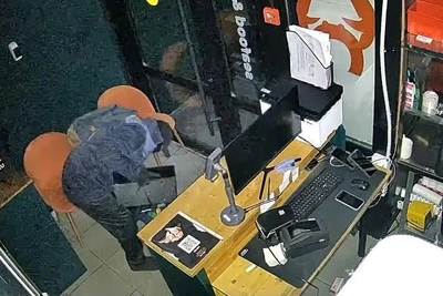 В Перми ограбили пункты доставки роллов и проката велосипедов