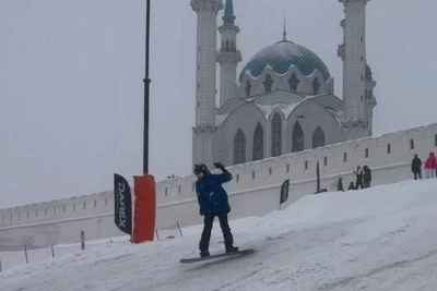 Выходные в Татарстане: обрушение крыши, скандал, аварии