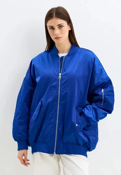 Бомбер, Esprit