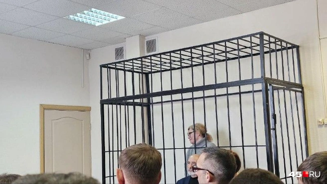 Елену Камшилову привезли из СИЗО для заседания суда | Источник: Дарья Никитченко 