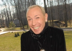 Дочь Александра Пескова прокомментировала новость о его долге в 13 млн и розыске судебными приставами