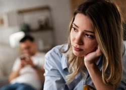 Чувств больше нет: 5 ощущений, которые говорят о том, что вы разлюбили своего партнера