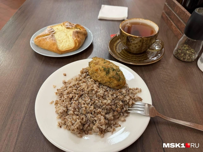 Обед был вкусным, но слишком простым для своих денег | Источник: Анастасия Харитонова / MSK1.RU