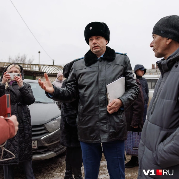 Представители власти ответили на все вопросы горожан | Источник: Алексей Волхонский / V1.RU