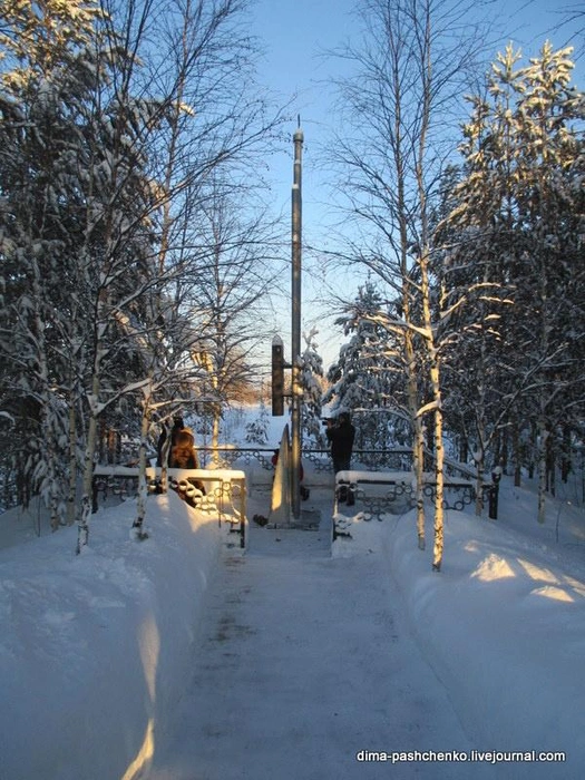 На месте крушения вертолета установлен памятник | Источник: dima-pashchtnko / LiveJournal