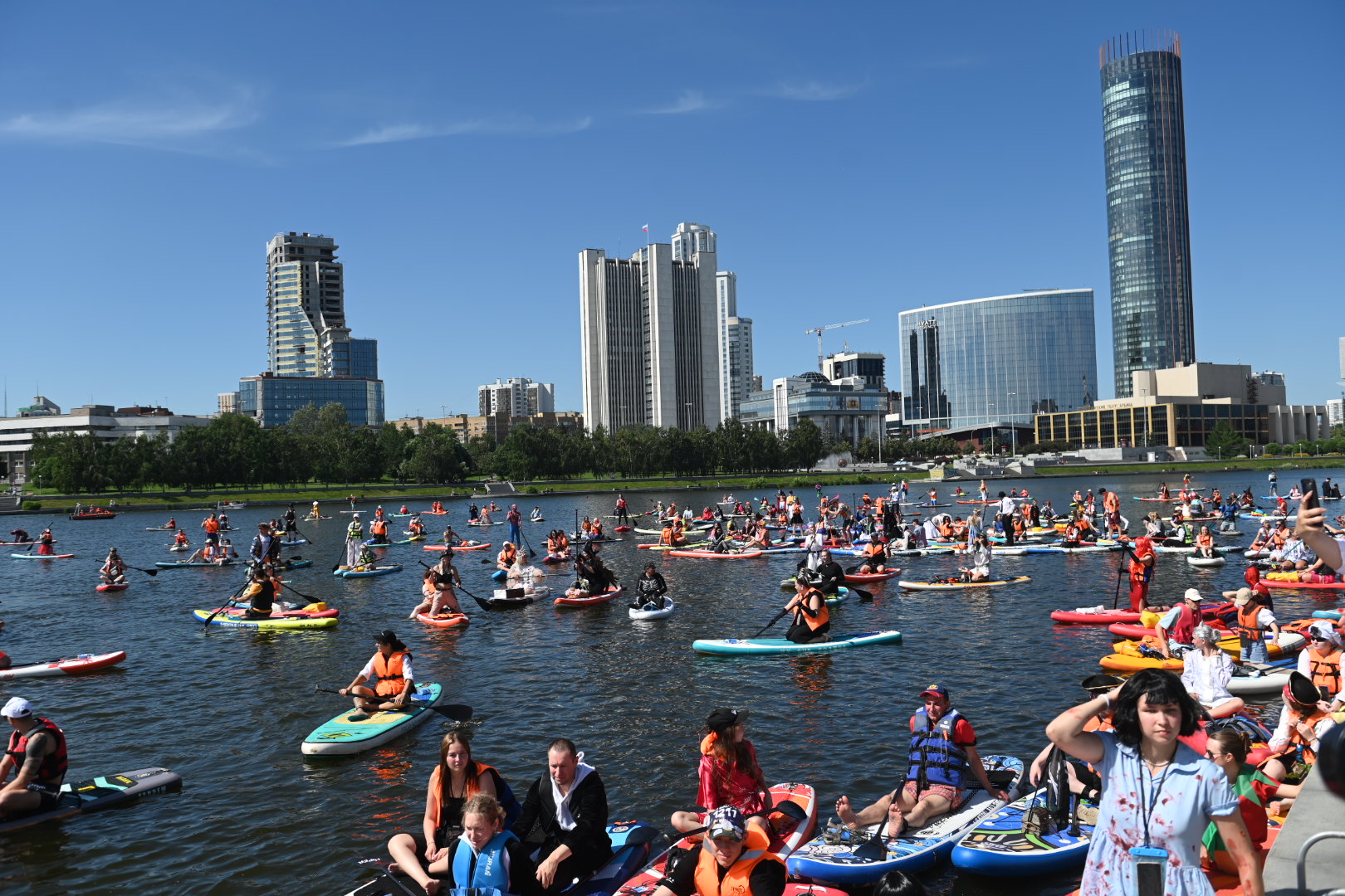 Как прошел первый E1 SUP FEST в Екатеринбурге: репортаж - 7 июля 2024 -  Е1.ру