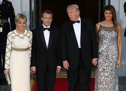 Как Трамп Макрона принимал: самые яркие детали госвизита французской Первой пары в США