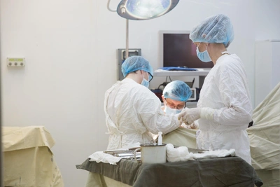 Воронежские нейрохирурги поставили на ноги пациентку с тяжелой патологией