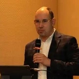 В России появится еще один национальный мессенджер «Молния». Он будет похож на китайский WeChat