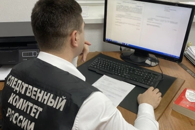 Двое бывших налоговых служащих во Владикавказе обвиняются во взяточничестве